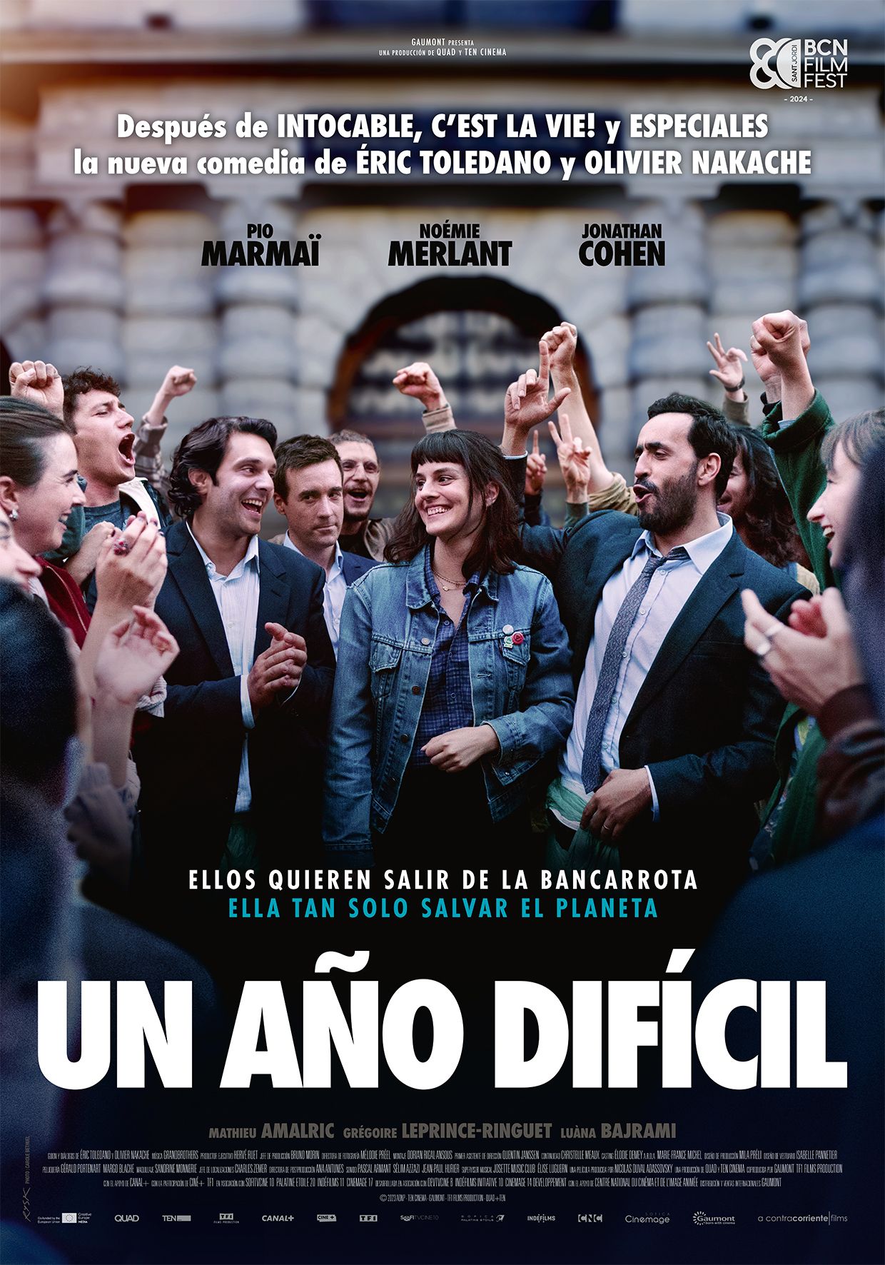 UN AÑO DIFÍCIL poster image