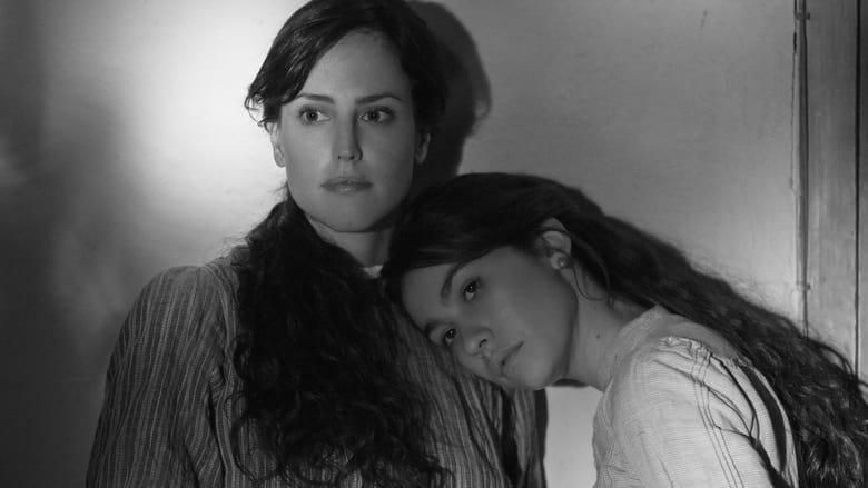 Elisa & Marcela thumbnail